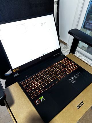 Acer Nitro V16 Gaming Laptop Negro