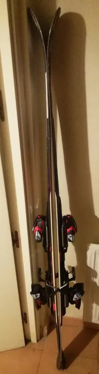 Esquís Atomic Nomad 164cm con fijaciones