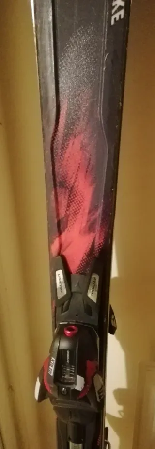 Esquís Atomic Nomad 164cm con fijaciones