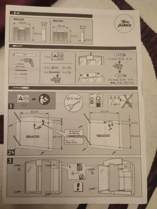 Armario de baño de cristal y plástico