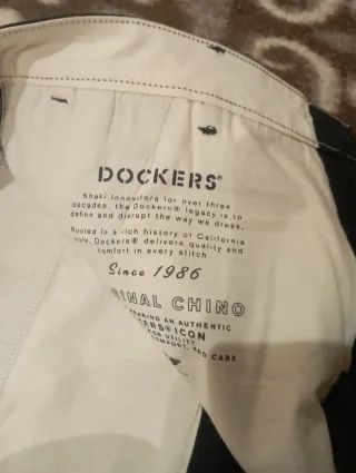 Pantalón Chino Dockers Negro