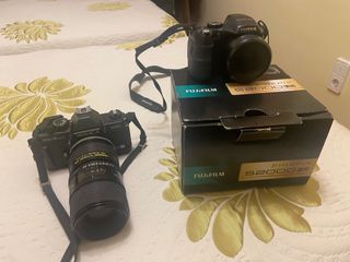 Cámaras Fujifilm y Yashica en perfecto estado