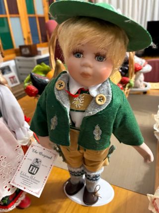 Coppia di Bambole in Porcellana Stile Tedesco