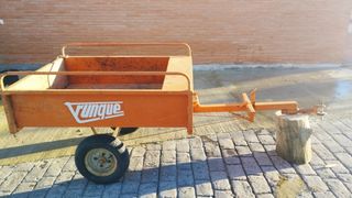 Mula mecánica con remolque y aperos. Lote