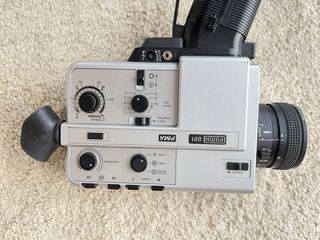 Cámara Super 8 Eumig 881