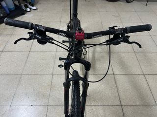 Bicicleta Cube Attention 29 RockShox L