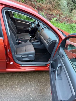 Volkswagen Golf 2006 1.9 TDI