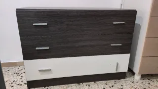 Cómoda 3 cajones madera y blanco