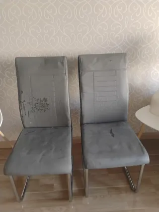 Sillas polipiel grises (4 unidades).10 e/u