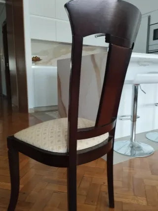 Conjunto de 4 sillas de salón