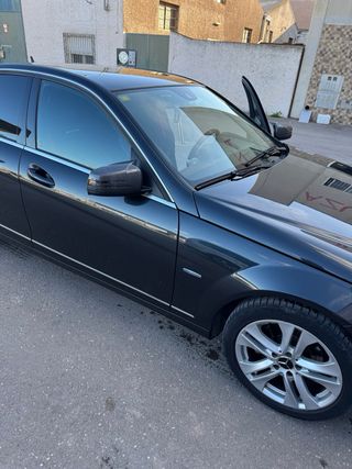 Mercedes-Benz Clase C 2011