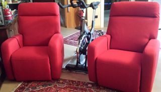 Poltrona reclinabile elettrica rossa