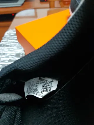 Bambas Nike Unisex Negras y Blancas