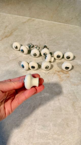 12 Pomos Cerámica Blancos y Cromo