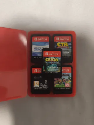 Nintendo Switch OLED Bianca + Accessori + 5 giochi