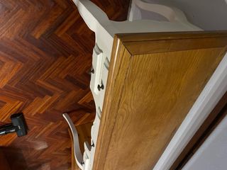 Mesa tocador vintage madera y blanco