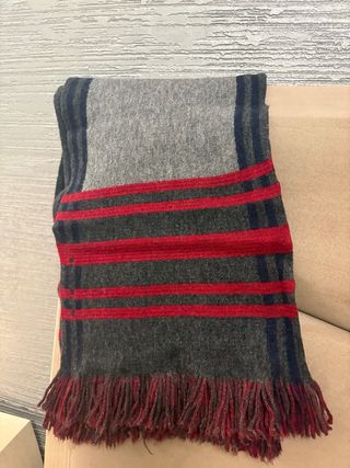 Sciarpa Hugo Boss Grigio e Rossa