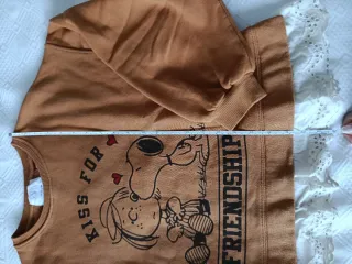 Sudadera Zara Snoopy Talla S o (13-14 años)