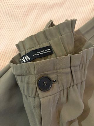 Pantalón ancho verde Zara