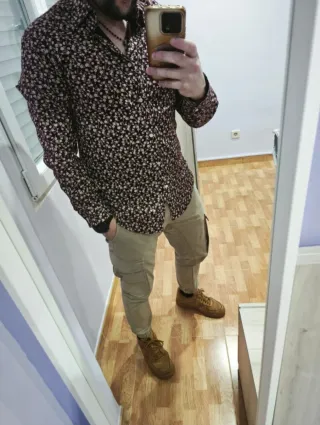 Camisa Zara Estampada Morada Talla M