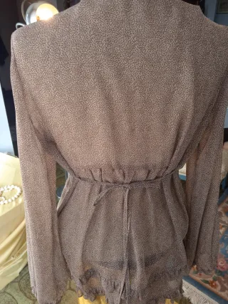 Abito in mohair con camicia.