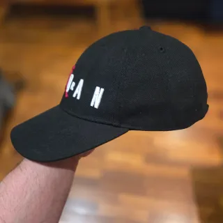 Gorra Jordan Negra Niños Talla 8-20
