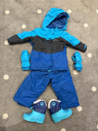 Pack Ropa Nieve: Traje, Botas y Guantes talla 2