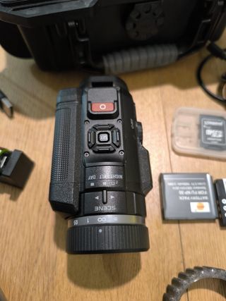 Visor Nocturno Sionyx Black + 2 Linternas IR