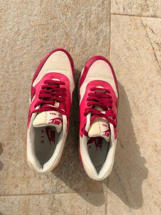 Nike Air Max 1 Rosa y Blanco