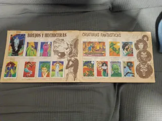 Álbum de Cromos Monstruos