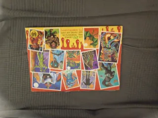 Álbum de Cromos Monstruos