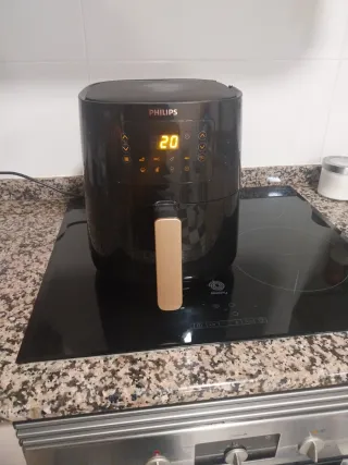 Freidora de Aire Philips Negra