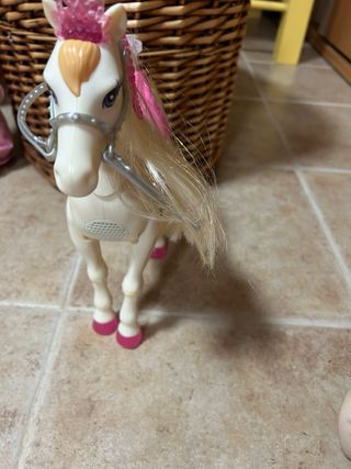Lote de Muñecas Barbie y Amigas+ caballo