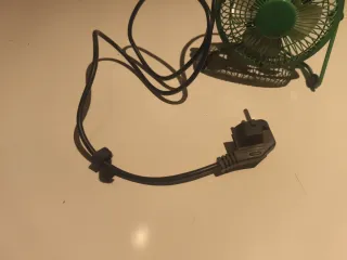 Ventilador Portátil Metálico Verde