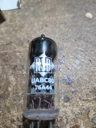 Válvula UABC80 radio antigua de valvulas