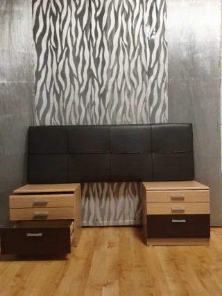 Cabecero y 2 mesitas de noche