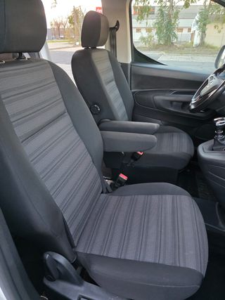 Opel Combo Life 2021 ELEGANCE L SOLO 114 MIL KMS