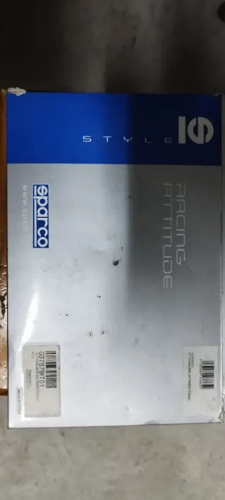 Pedales y pomo Sparco