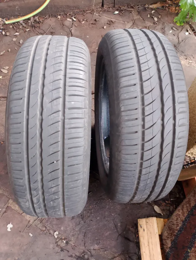 Neumáticos de coche