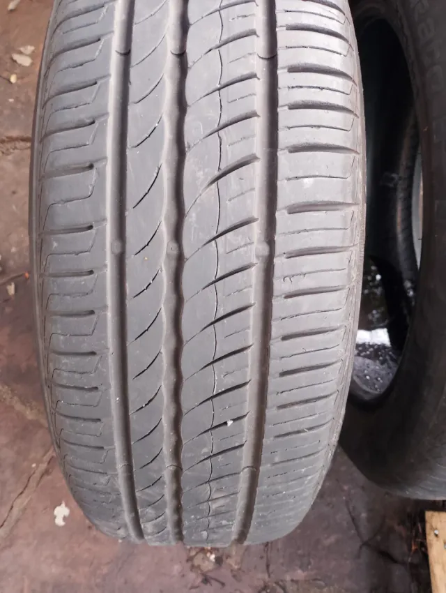 Neumáticos de coche