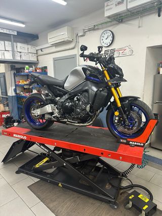 Yamaha MT-09 SP FULL EXTRAS