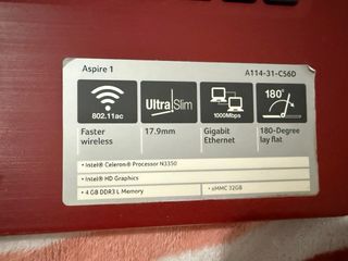 Portátil Acer Rojo
