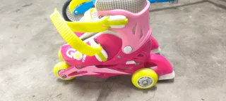 Patines infantiles rosas y amarillos