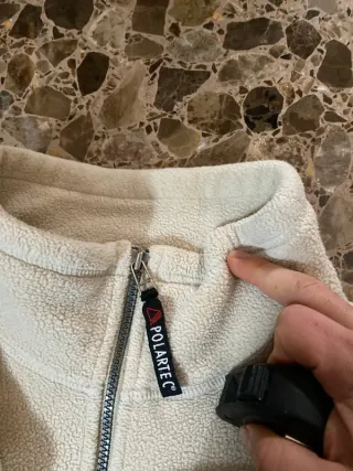 Forro polar Mitto beige Y2K retro