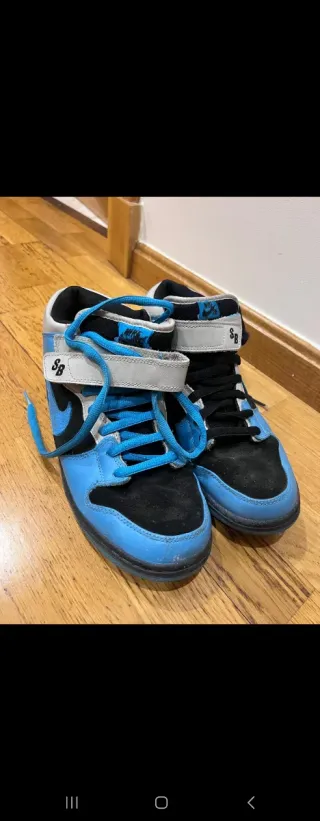 Nike SB Dunk Mid Zapatillas