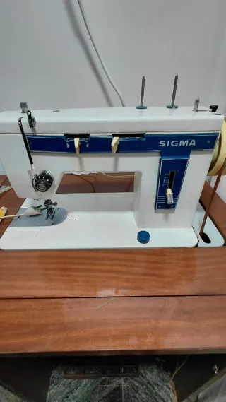 Máquina de coser Sigma 161