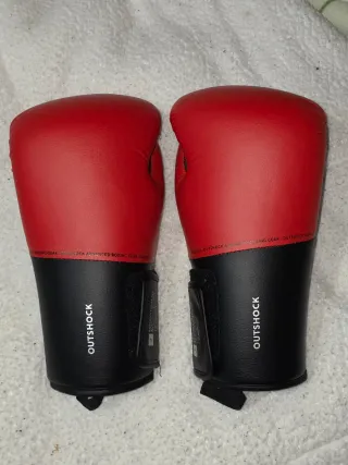 Guantes de Boxeo Outshock 8 oz Rojos