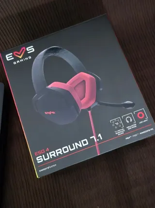 PS4 (PlayStation 4) Negra + Accesorios