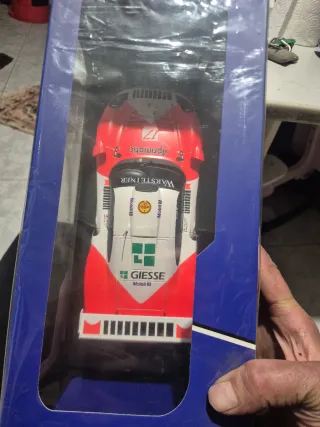 Maqueta WERK83 Porsche 911 GT1 1/18