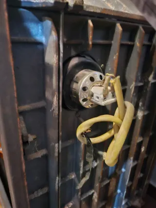 Barbacoa Hierro Fundido con Luz Interior